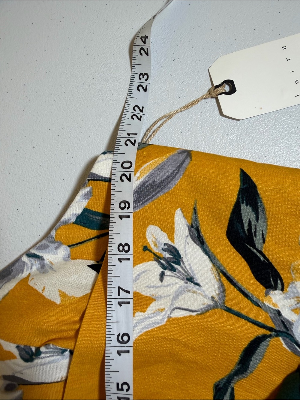 Leith Floral Tie Front Crop Top Women’s XXL Golden Yellow NWT - Picture 4 of 9